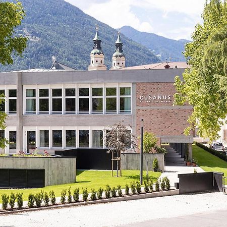 Cusanus Akademie - Accademia Cusanus Bresanona Exterior foto